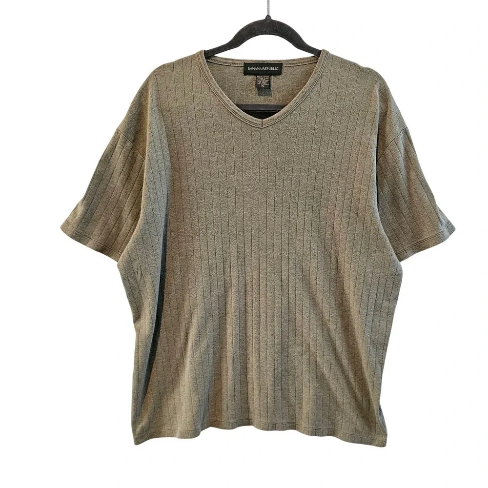 Banana Republic Mens XL Olive Green Ribbed Knit V-Neck Short Sleeve Cotton Shirt